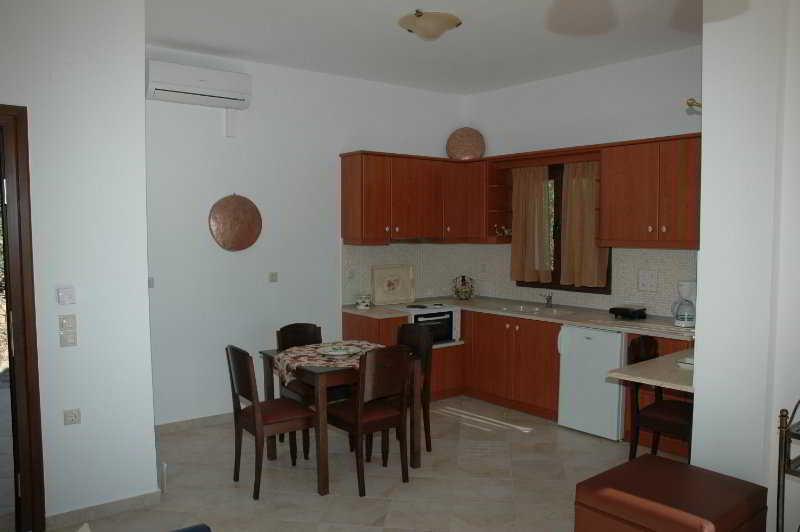 Villa Platanaki Kerveli ภายนอก รูปภาพ